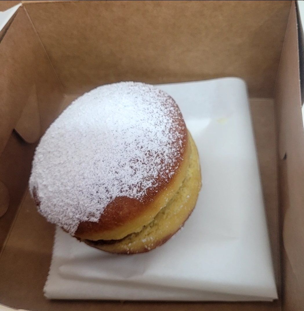 A sonho, boxed to go